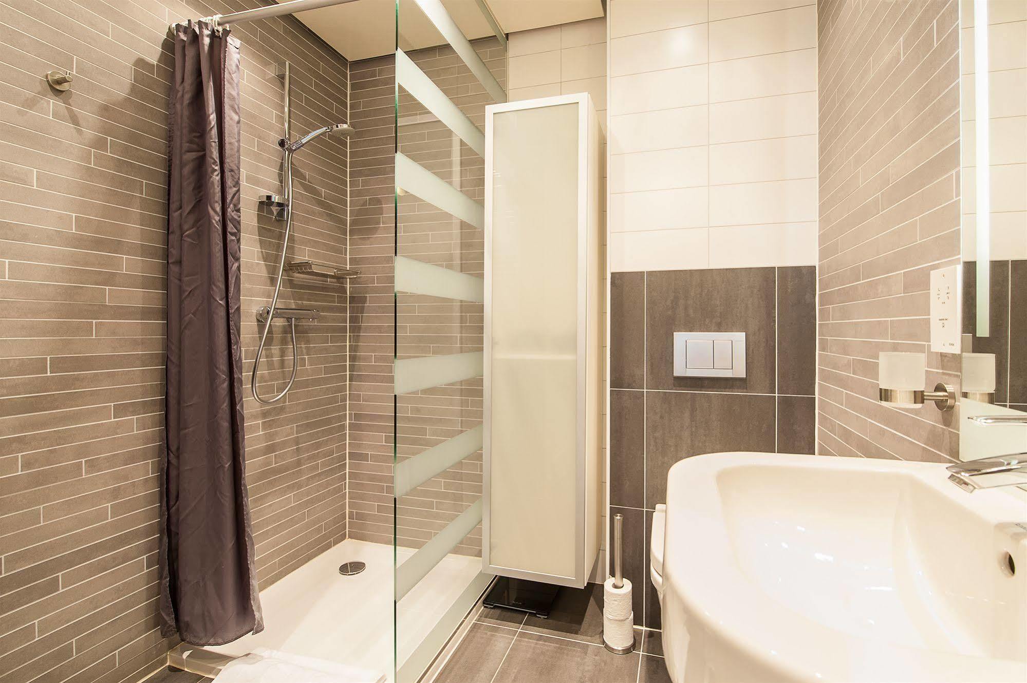 Short Stay Group Dapper Market Serviced Apartments Amsterdam Exterior photo